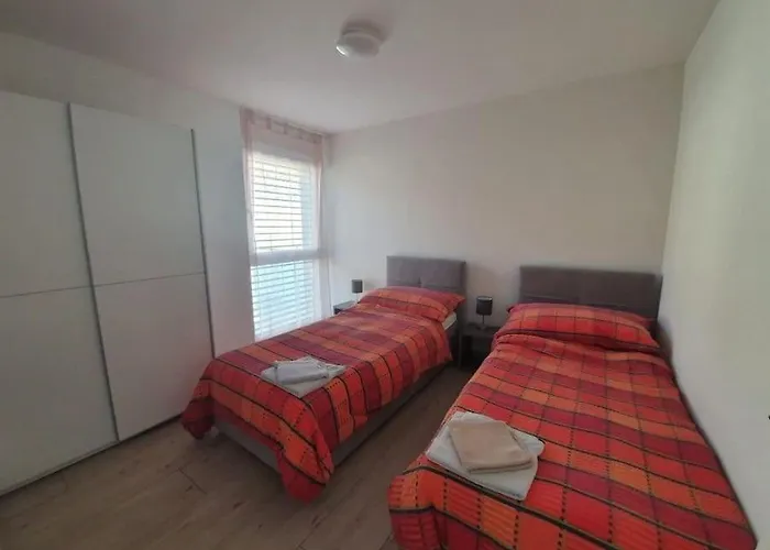 Jacqueline * Σιόν